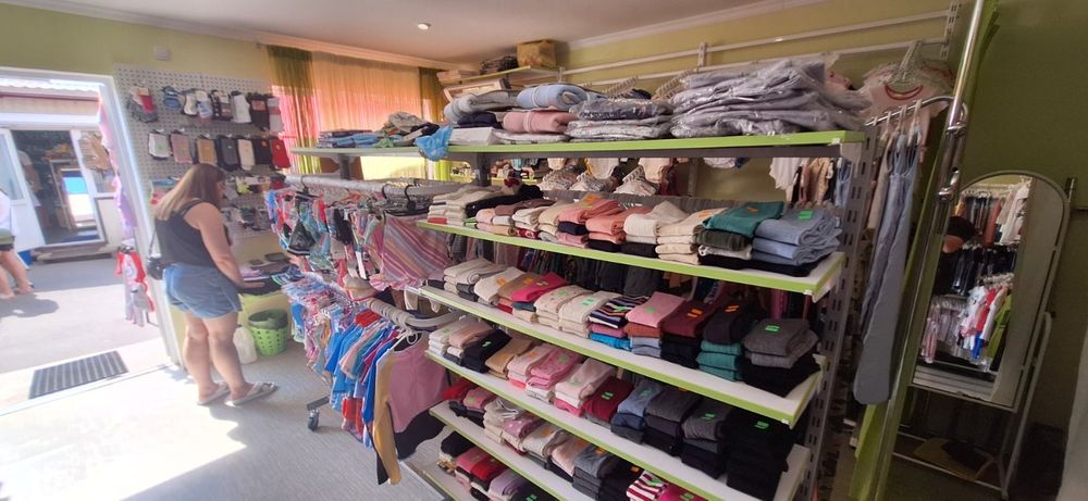 Магазин білизни і одягу для немовлят