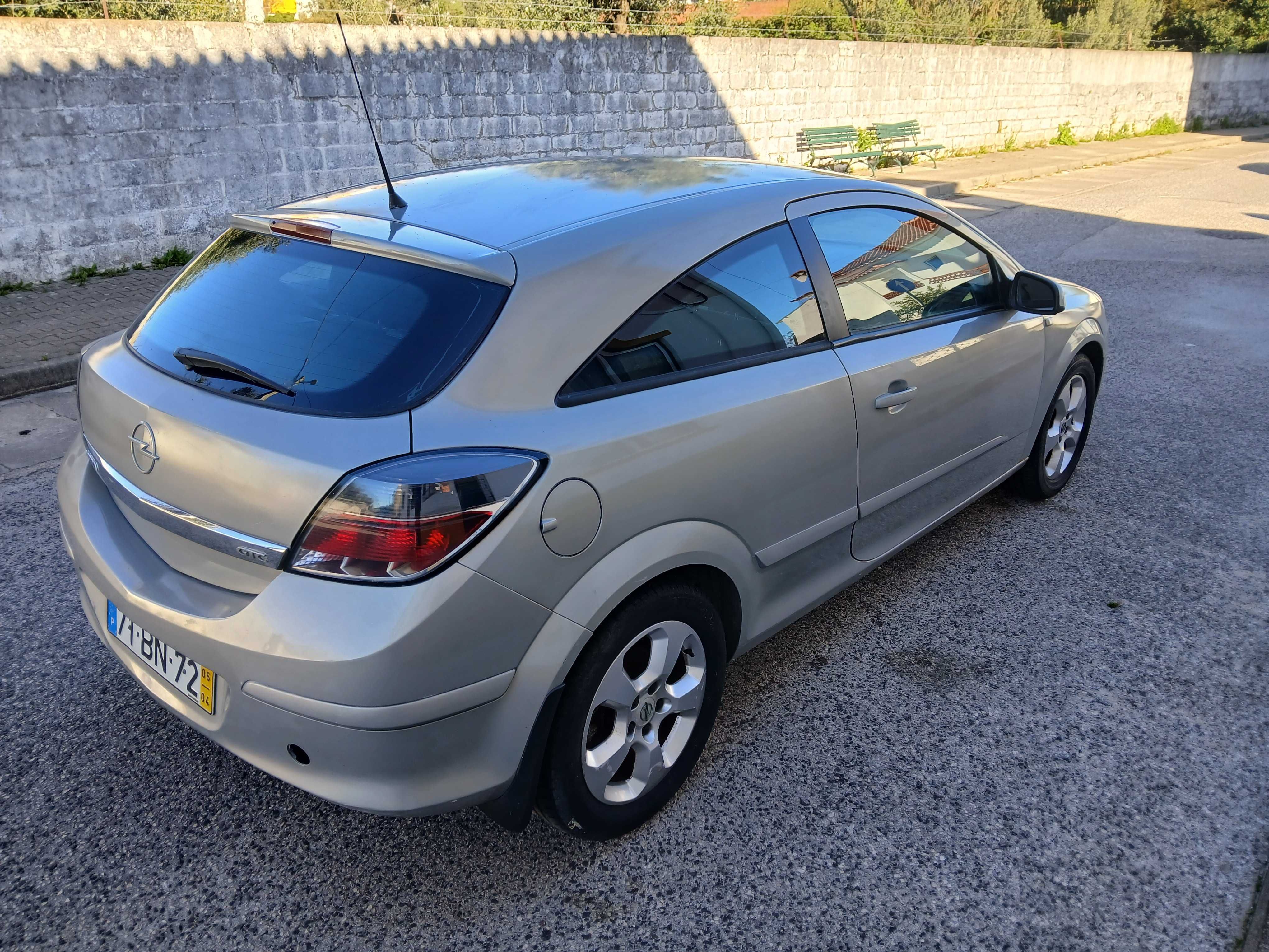 Opel Astra Gtc 5 lugares