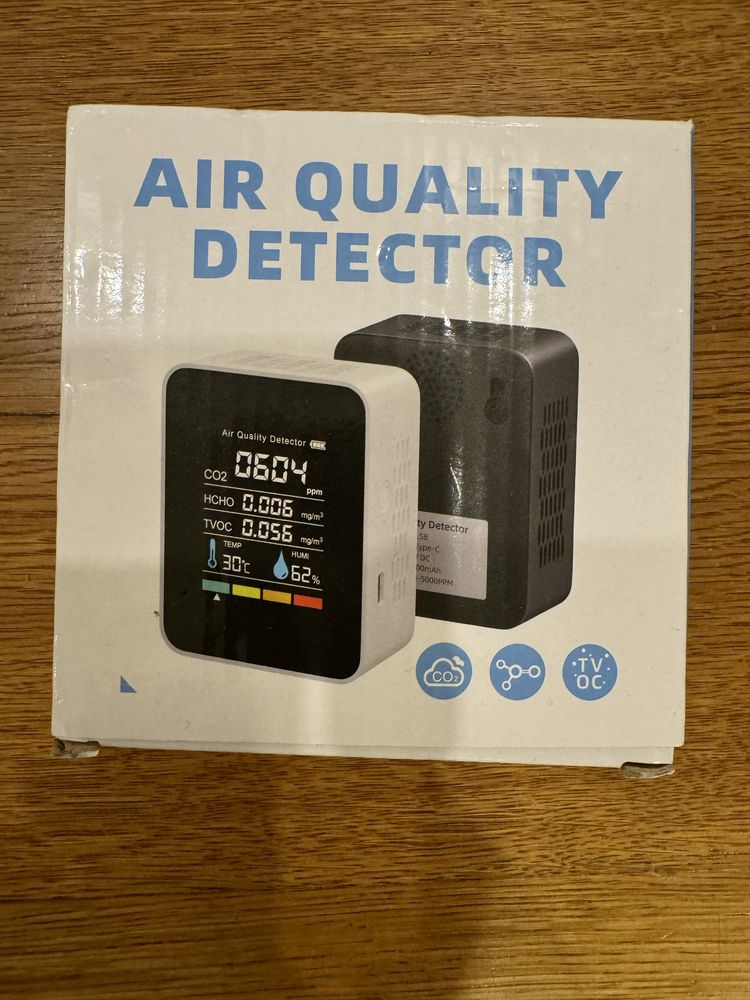 Detektor jakości powietrza CO2, HCHO, TVOC temperatura nowy