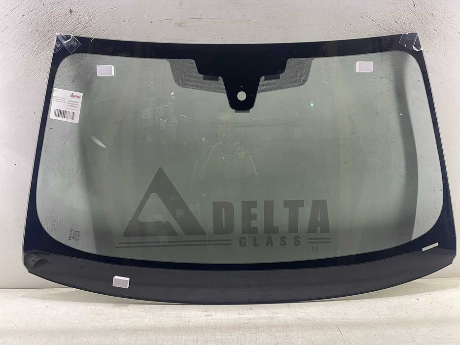 BMW 5 G30/31 (2017-) - лобове скло, стекло лобовое