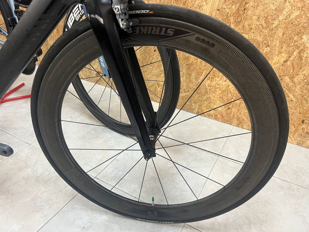Rodas carbono Reynolds 60mm