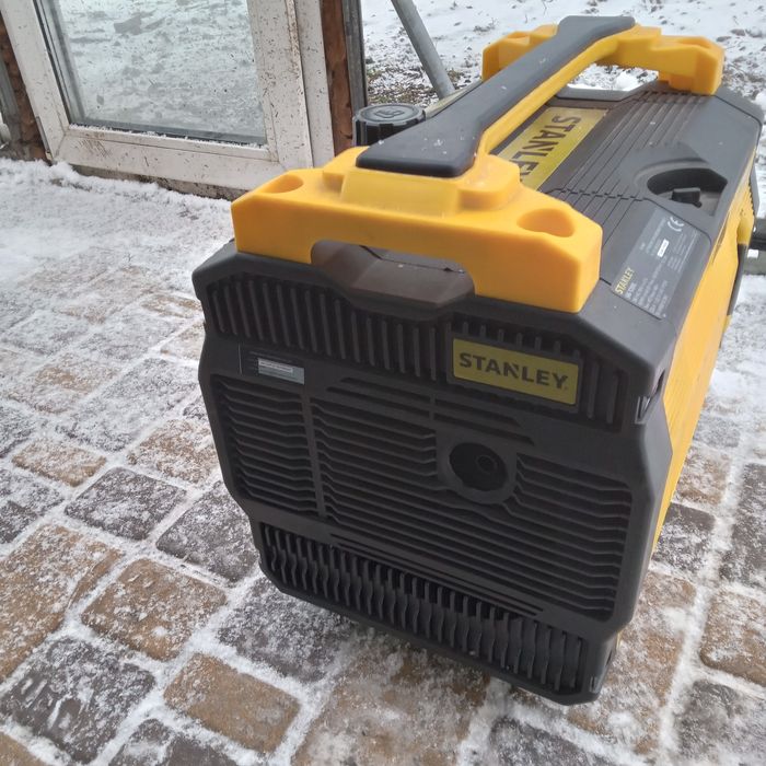 Бензиновий генератор Stanley