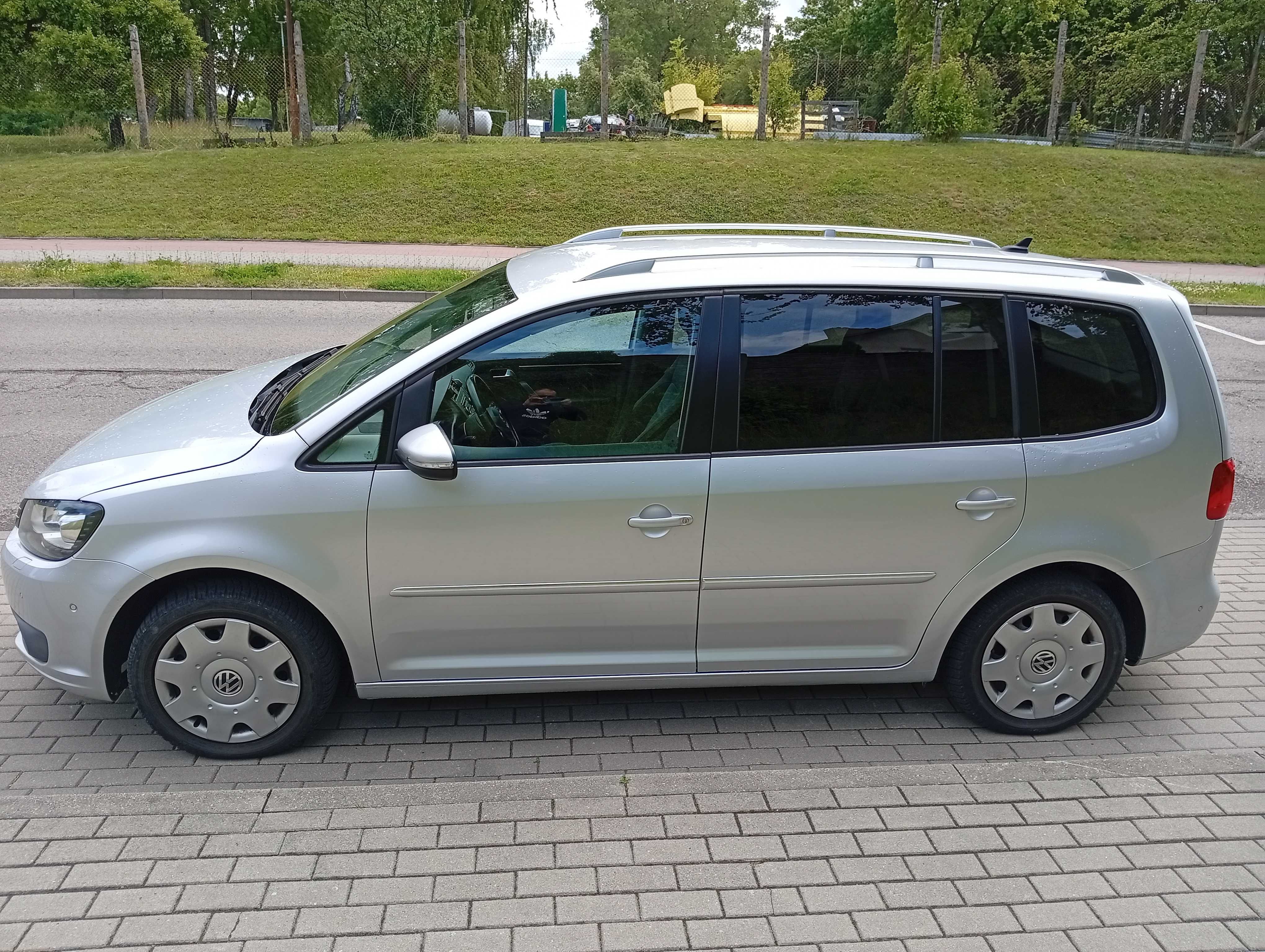 VW Volkswagen Touran 2.0TDI 2012r Highline Full Kamera Navi ledy xenon