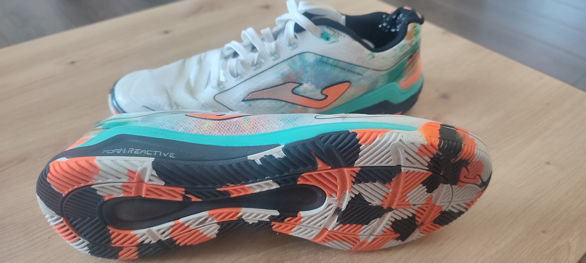 Buty halówki Joma Invicto futsal rozm. 42