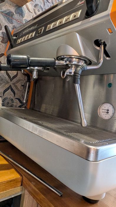 Кавова машина Simonelli Appia Compact II