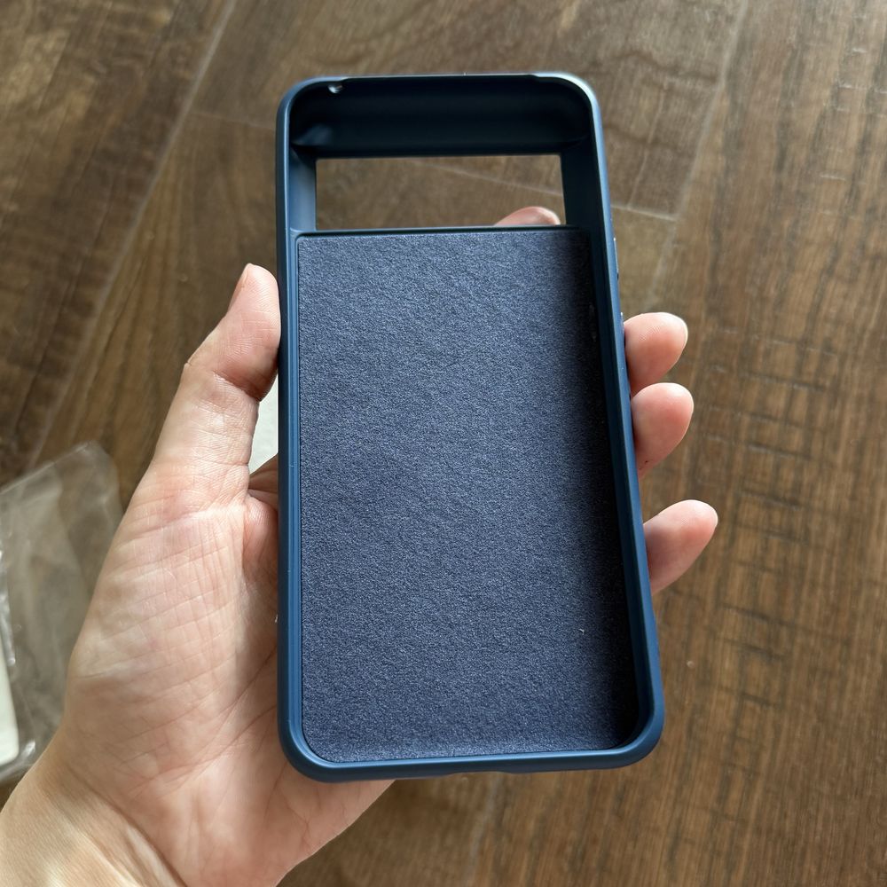 Google Pixel 8 etui niebieskie granatowe nowe plecki