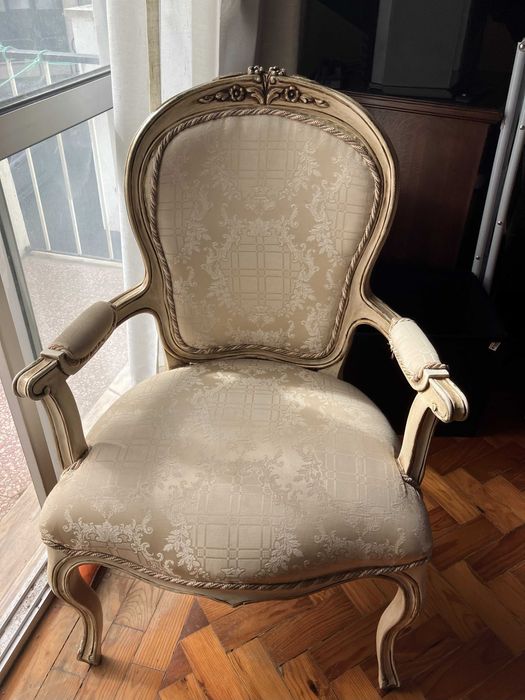 Cadeira Bergère pintada à mão