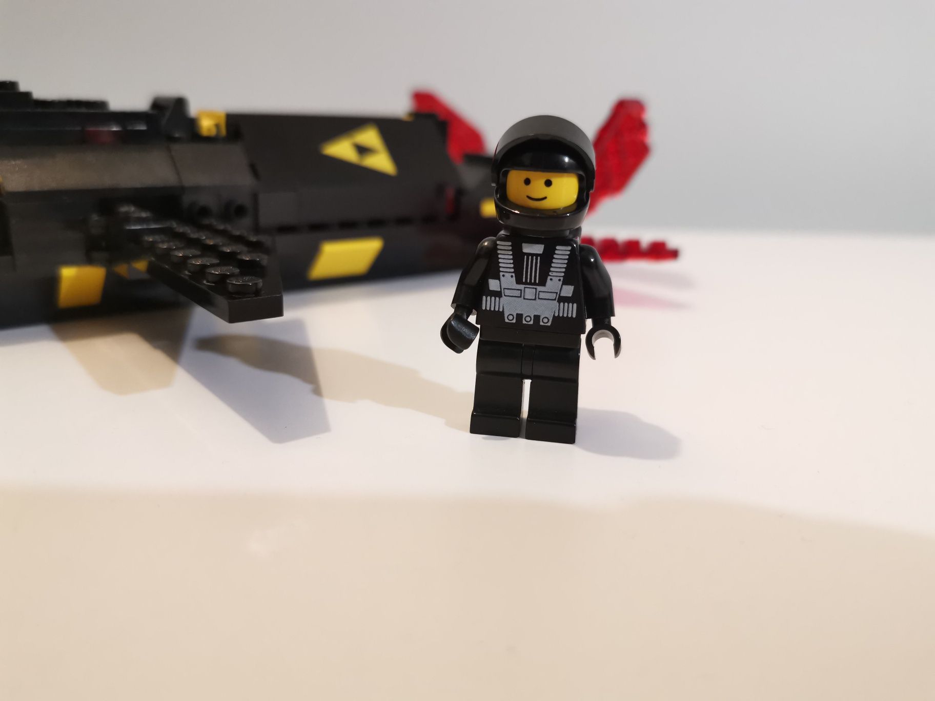 LEGO Space 6894 Blacktron Invader