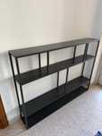 Estante de metal