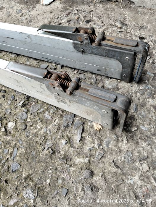 Планка для кріплення вантажу