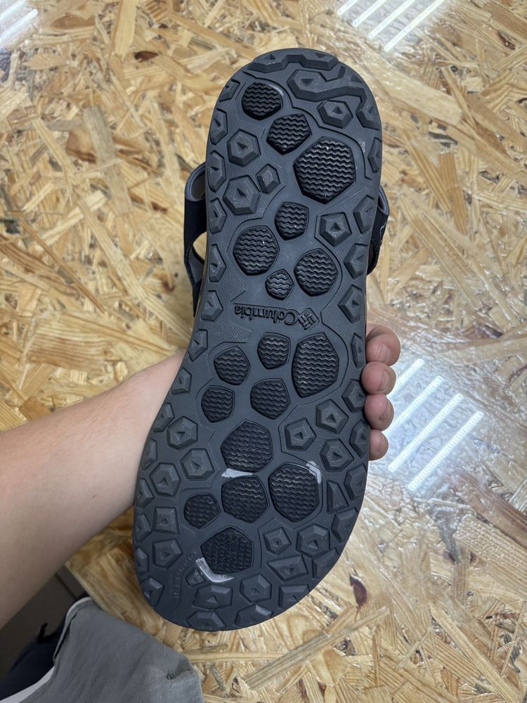 Чоловічі сандалі/босоніжки Columbia Techlite в розмірі 45/46
