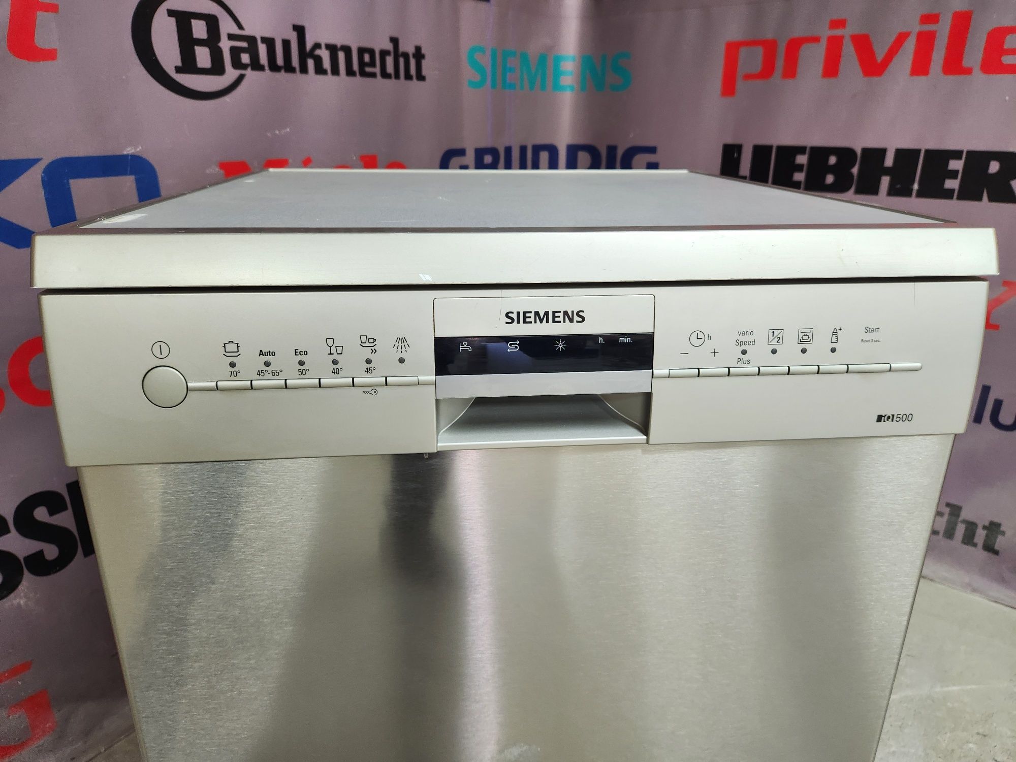 Посудомийна машина Siemens з Німеччини