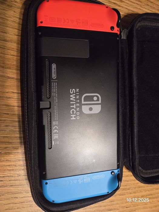Nintendo Switch V2  cały komplet.