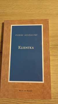 Książka fikcja literacka nowa Klientka Pierre Assouline