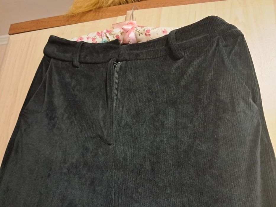 Вільветові жіночі брюки 50 розмір