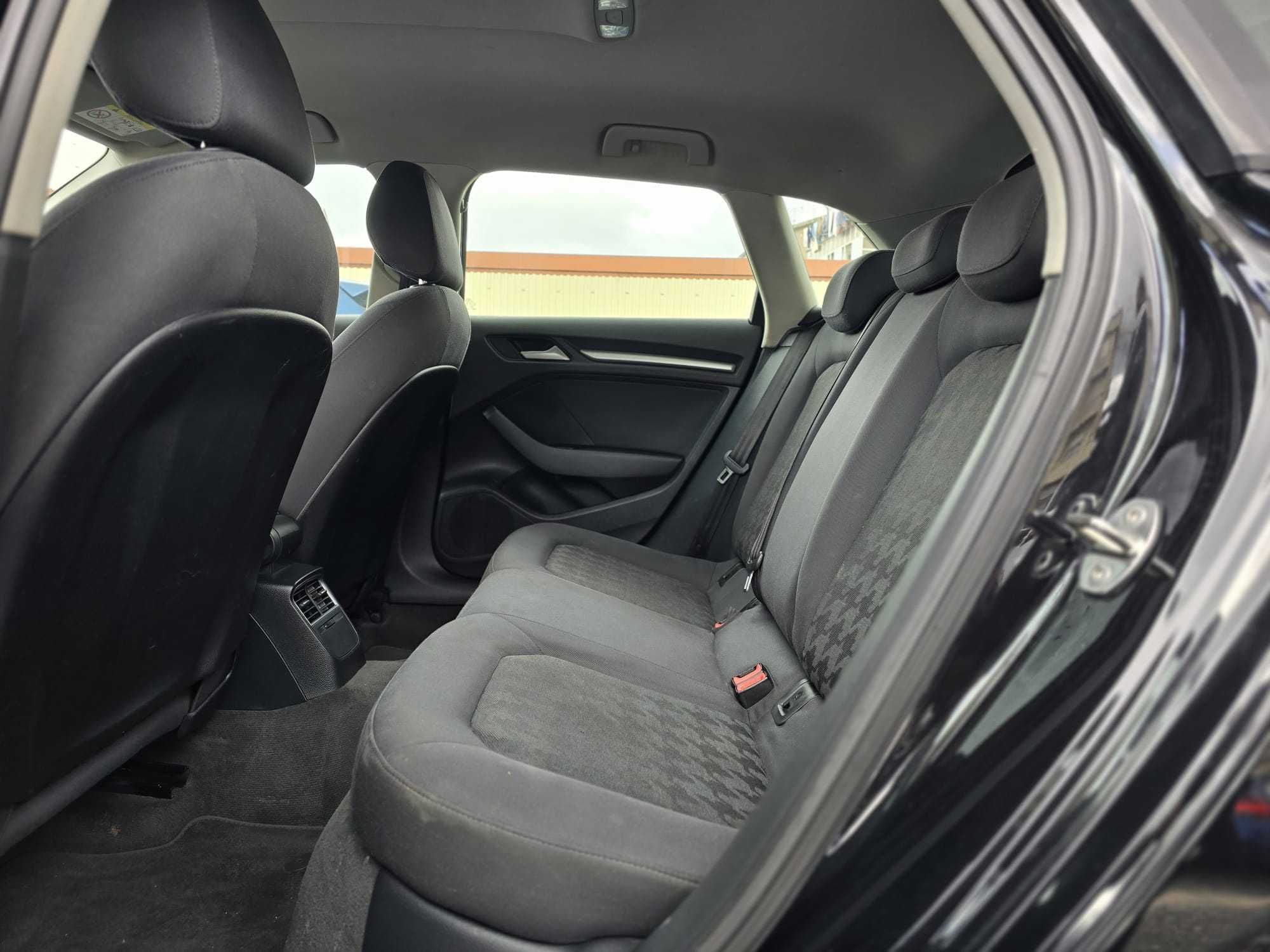 AUDI A3 SPORTBACK S LINE 1.6TDI 110CV "LOOK RS3"