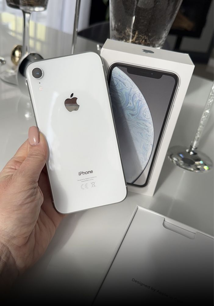 iPhone Xr 64 GB stan bardzo dobry