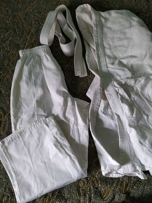 кімоно . спортивний одяг.