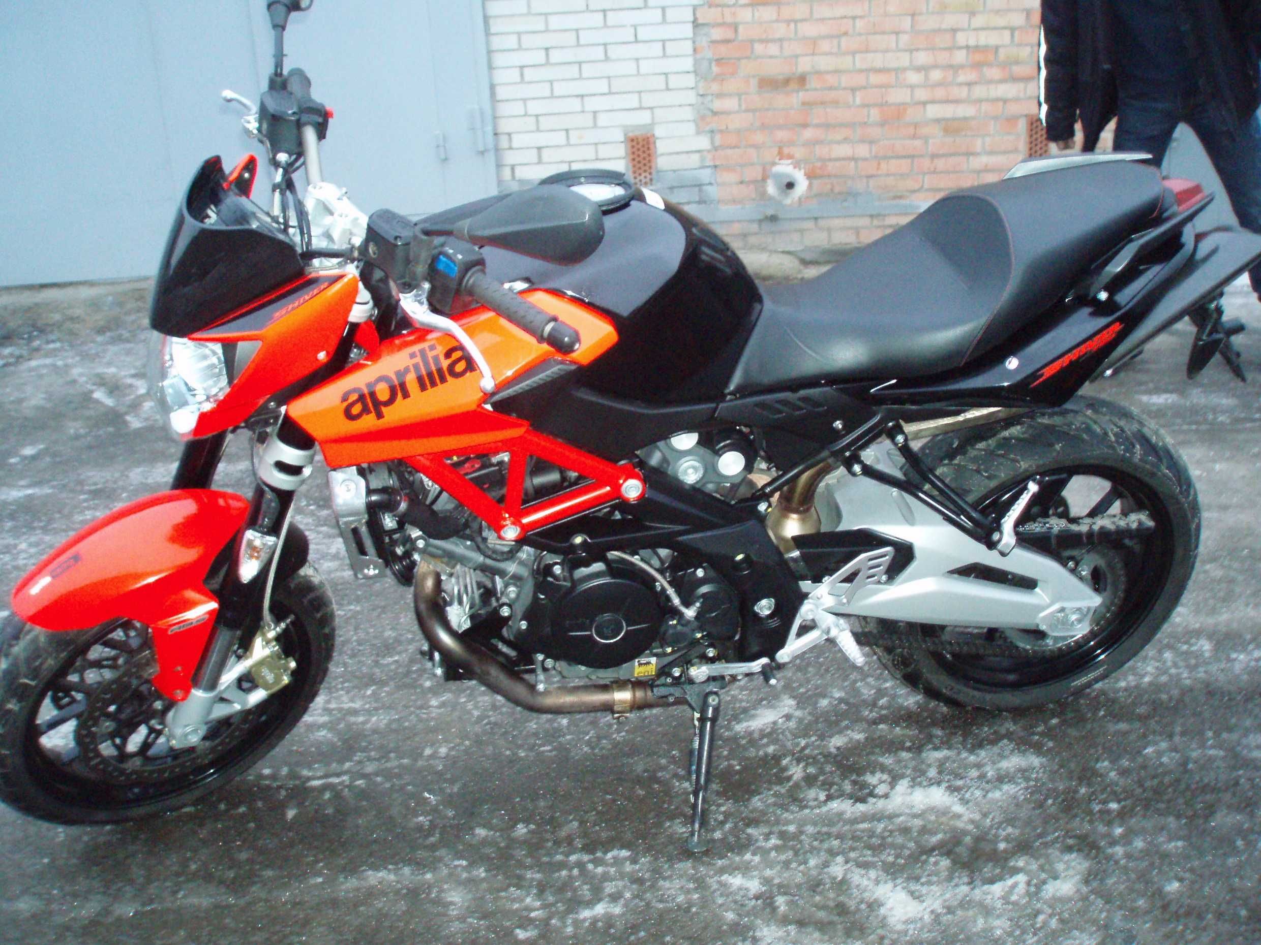 aprilia SHIVER750