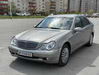 Mercedes-Benz C-Class 2004