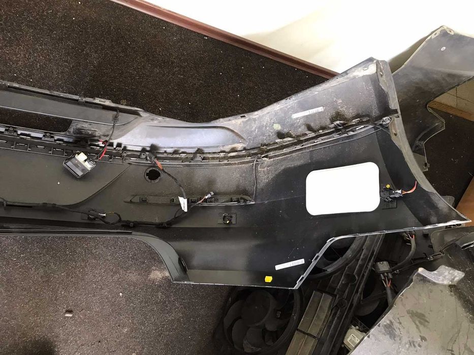 Задний бампер комплектный Цвет LI7F Volkswagen Arteon