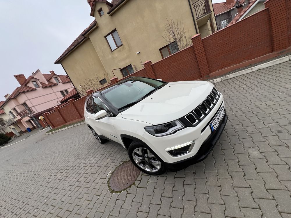 Jeep Compass 2017 limited 4*4 compass панорама