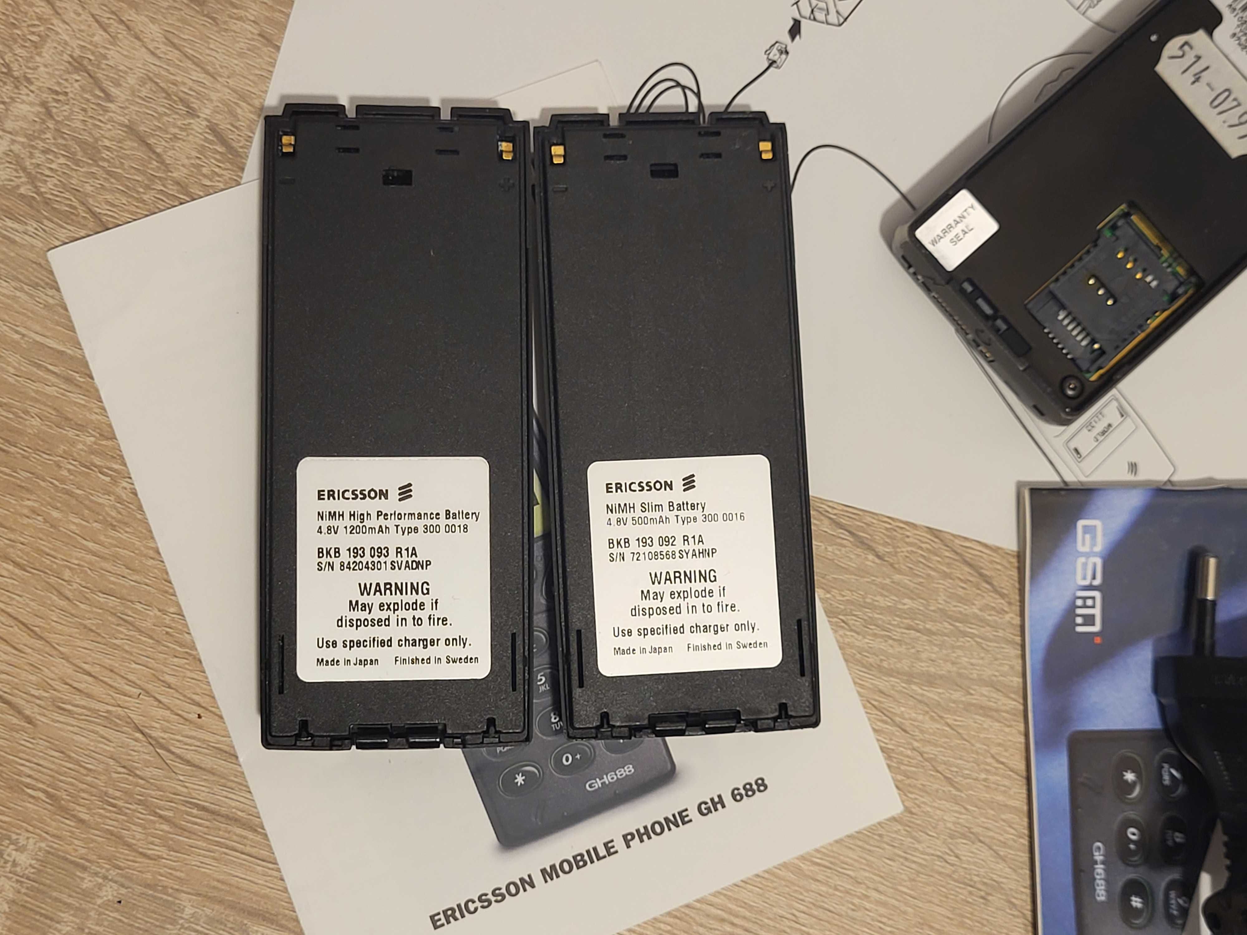 Telefon Ericsson GH688 bateria ładowarka zestaw karton Sony