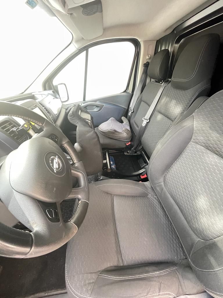 Opel vivaro 1,6 cc Biturbo com IVA