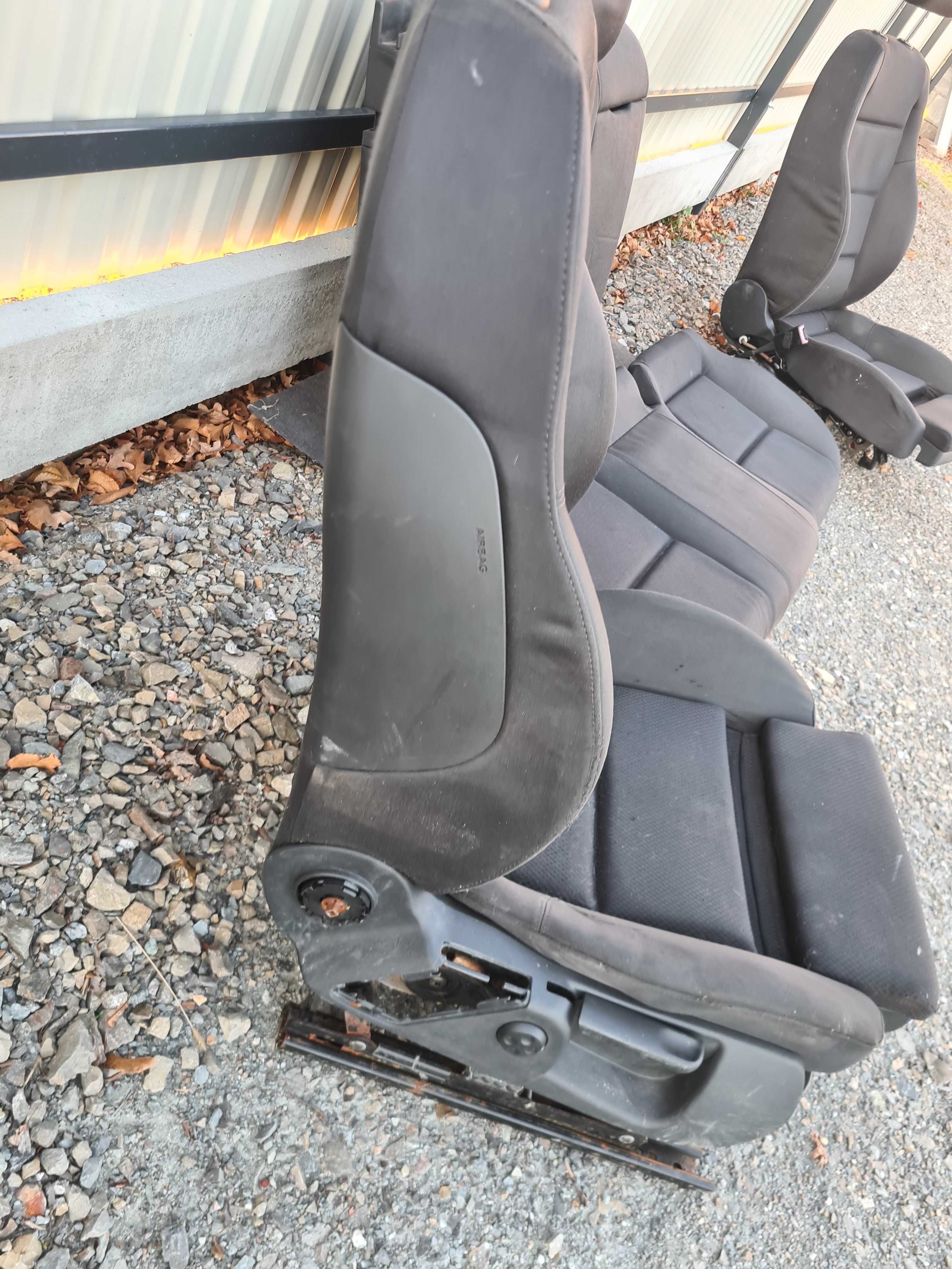 Fotele Kubełkowe Kanapy Audi A4 B6 B7 Sedan Kombi Welur
