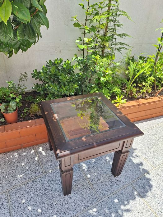 Mesa de mogno antiga