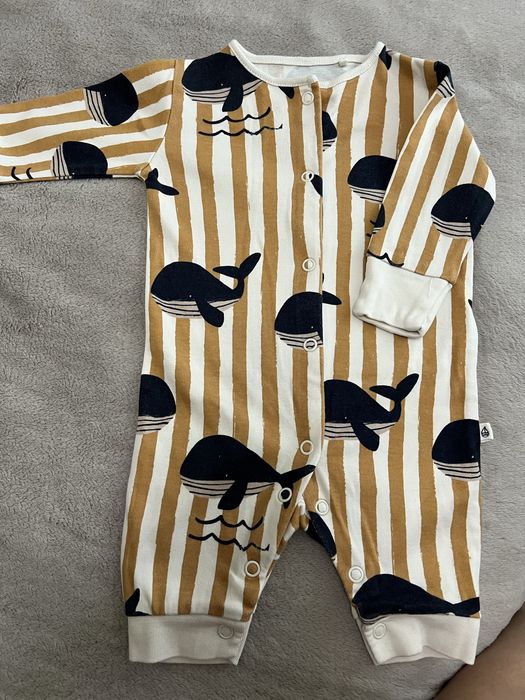 Одяг від бренду  NEXT