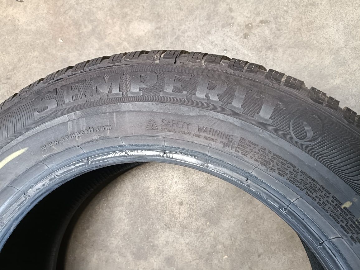Opony zimowe Semperit Master-Grip 2 215/65R17 99H