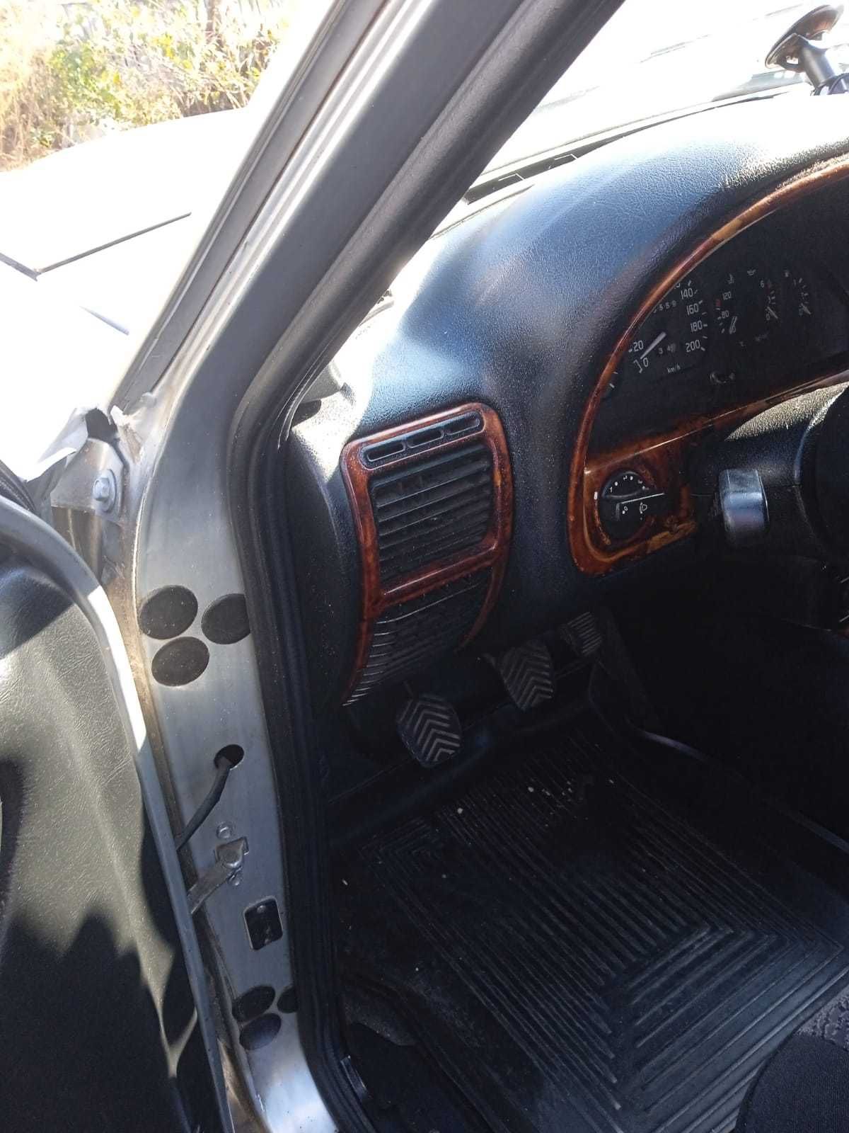 Газ 3110,2004року.торг