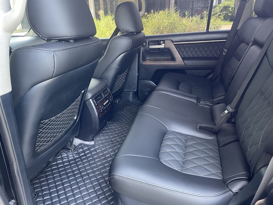 200 крузак 2011 года