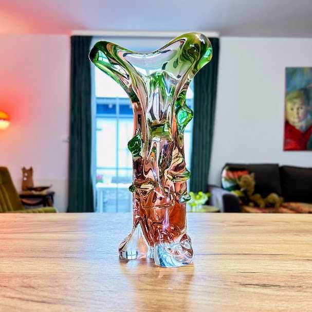 Wazon „Niagara” Františka Zemka dla Mstišov Glass Union czeskie szkło