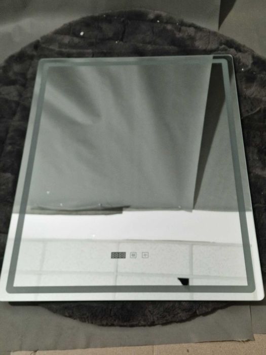 Lustro ścienne, nowe,  podświetlane, trzy kolory światła,