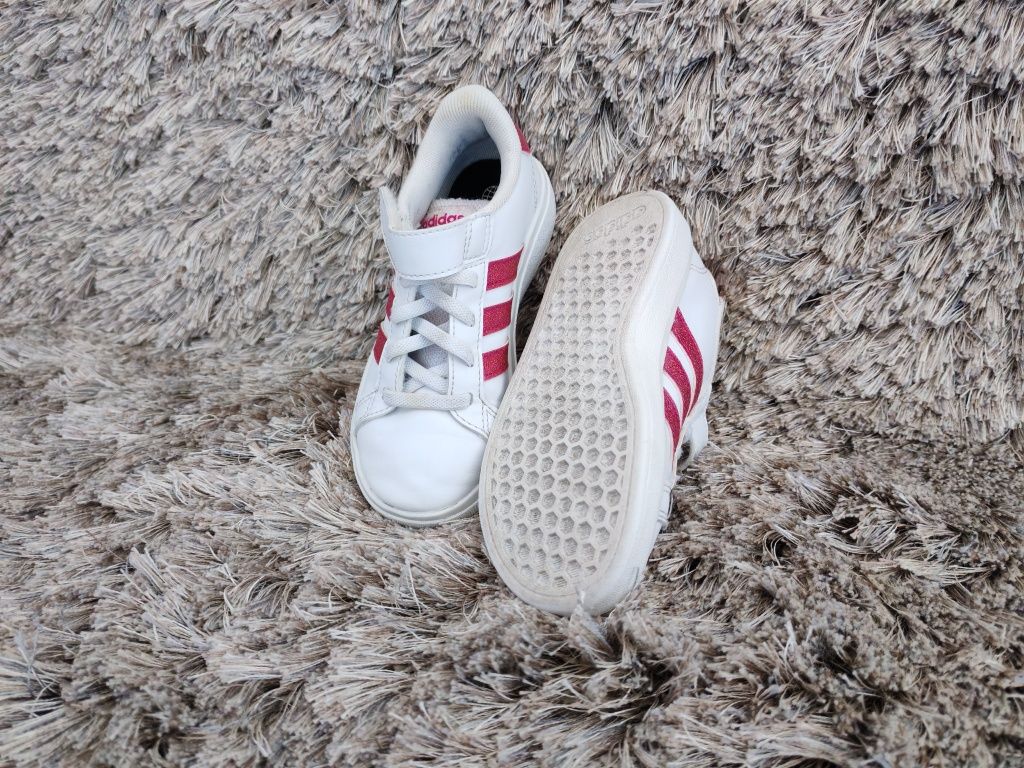 Sapatilhas Adidas de menina