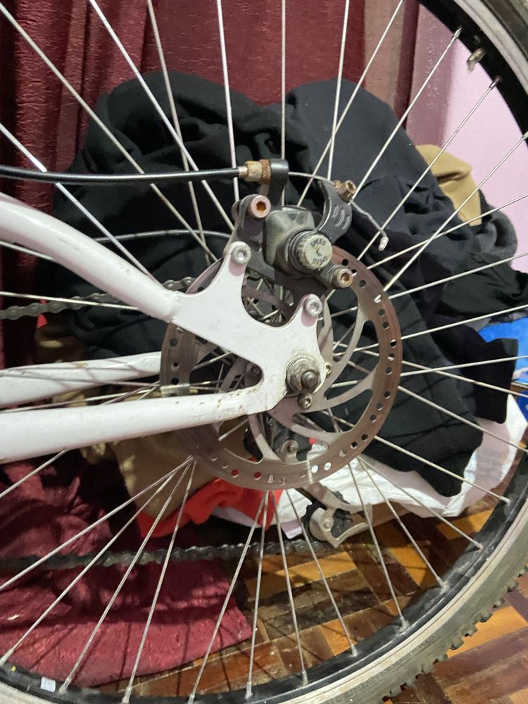 Bicicleta Emt full suspension com travões a disco