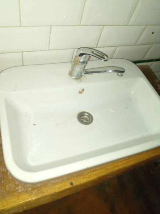 разное.умывальник.унитаз.