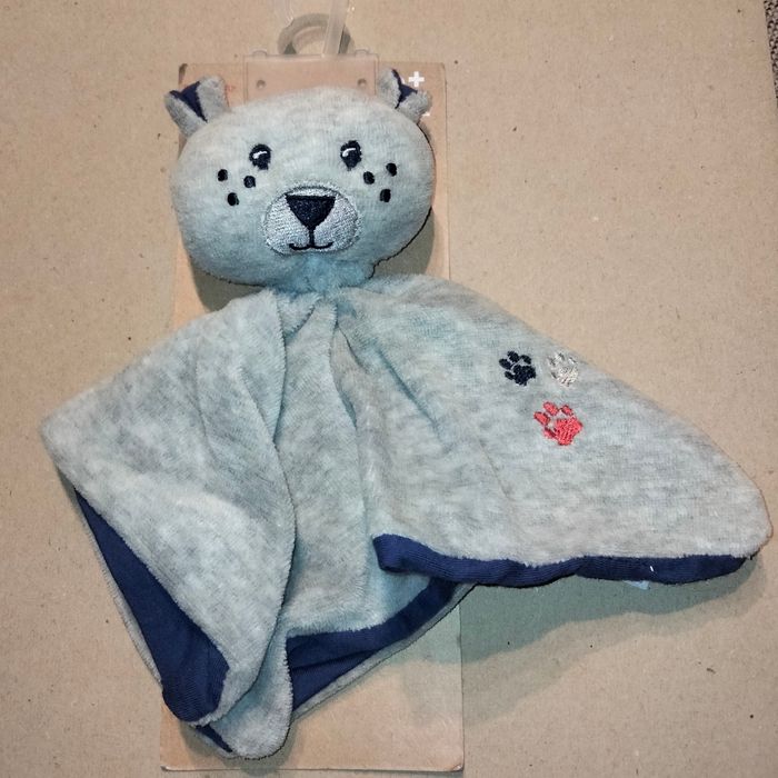 Przytulanka miś dla niemowlaka