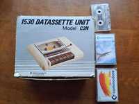 COMMODORE 64 magnetofon + 3 kasety DATASSETTE UNIT 1530 model C2N