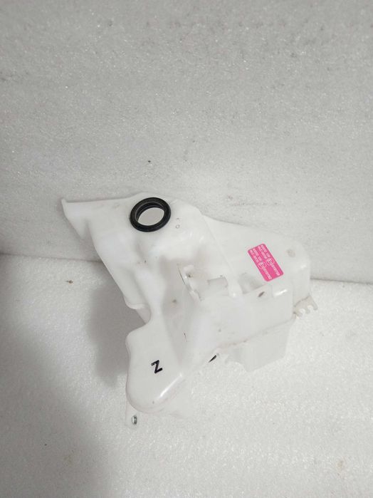 TOYOTA RAV4 IV бачок омивача HLC-33159 060851-663
