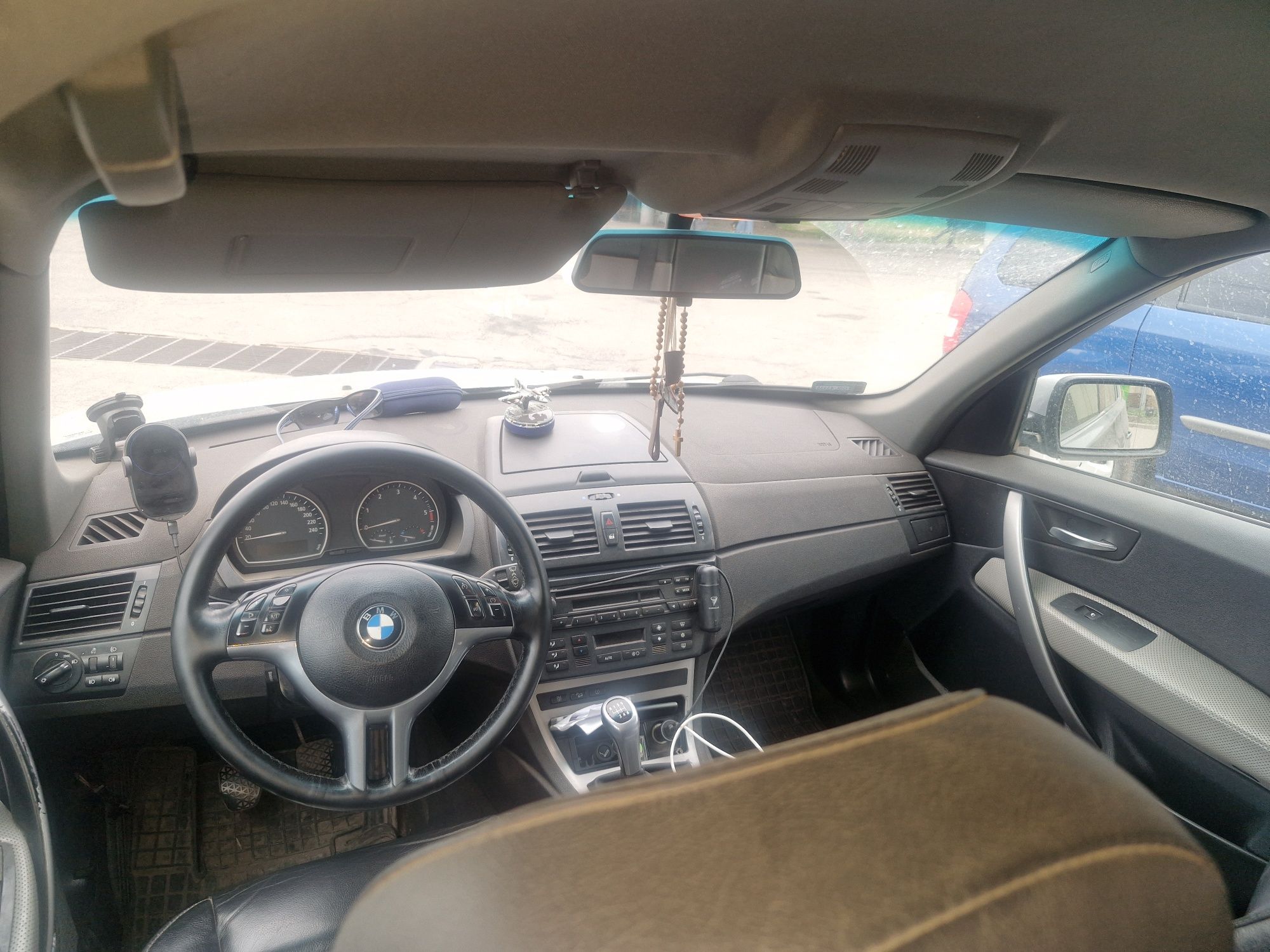 Продам Bmw x3 e83 2004