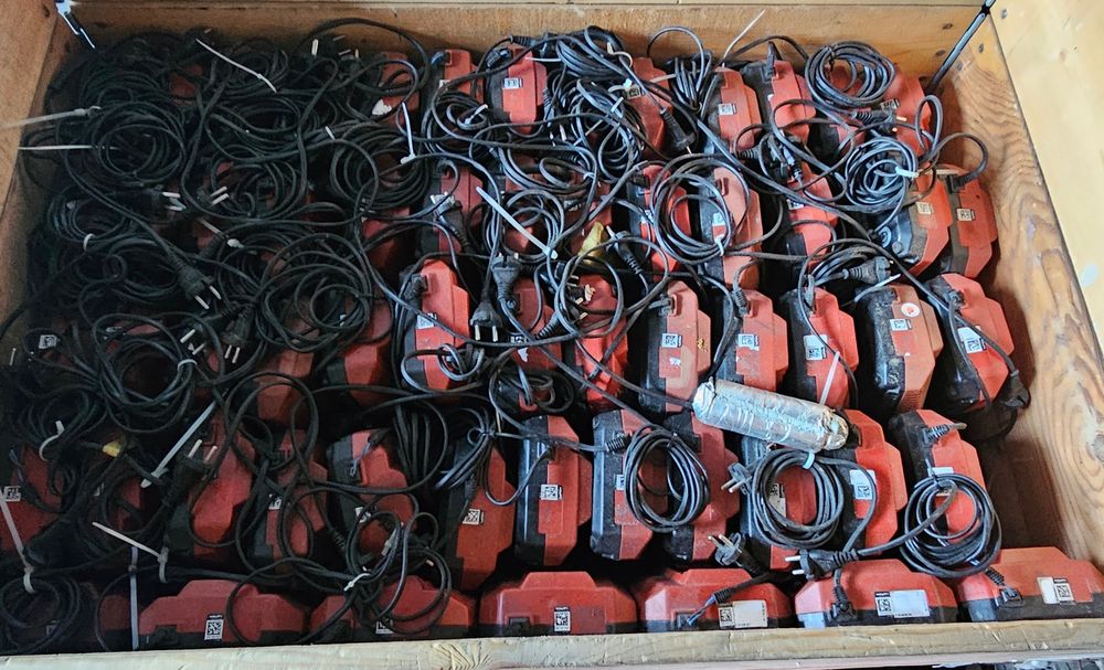 Hilti C4/36-350 ładowarka prostownik. B22 5.2 ah b36 6.0ah