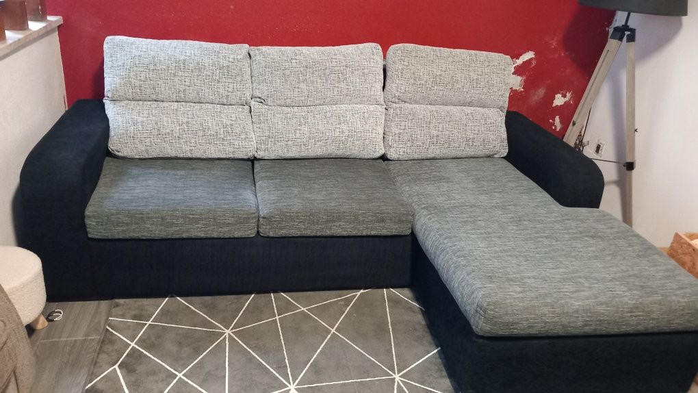 Sofá com chaise-longue