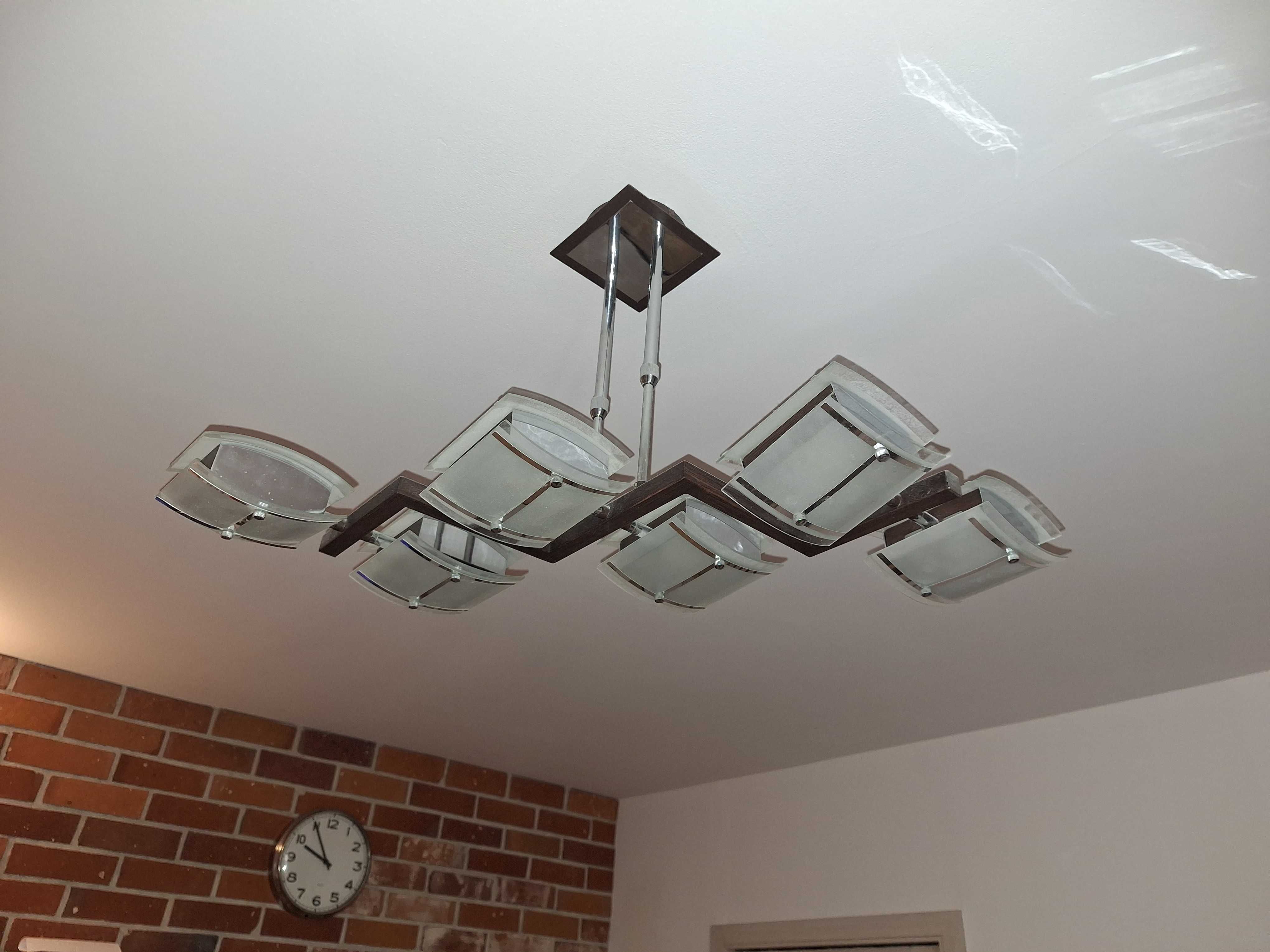 Lampa wisząca do salonu