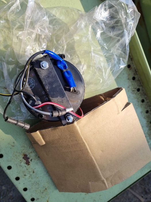 nowy zegar wskaźnik obrotów honda zaburtowy