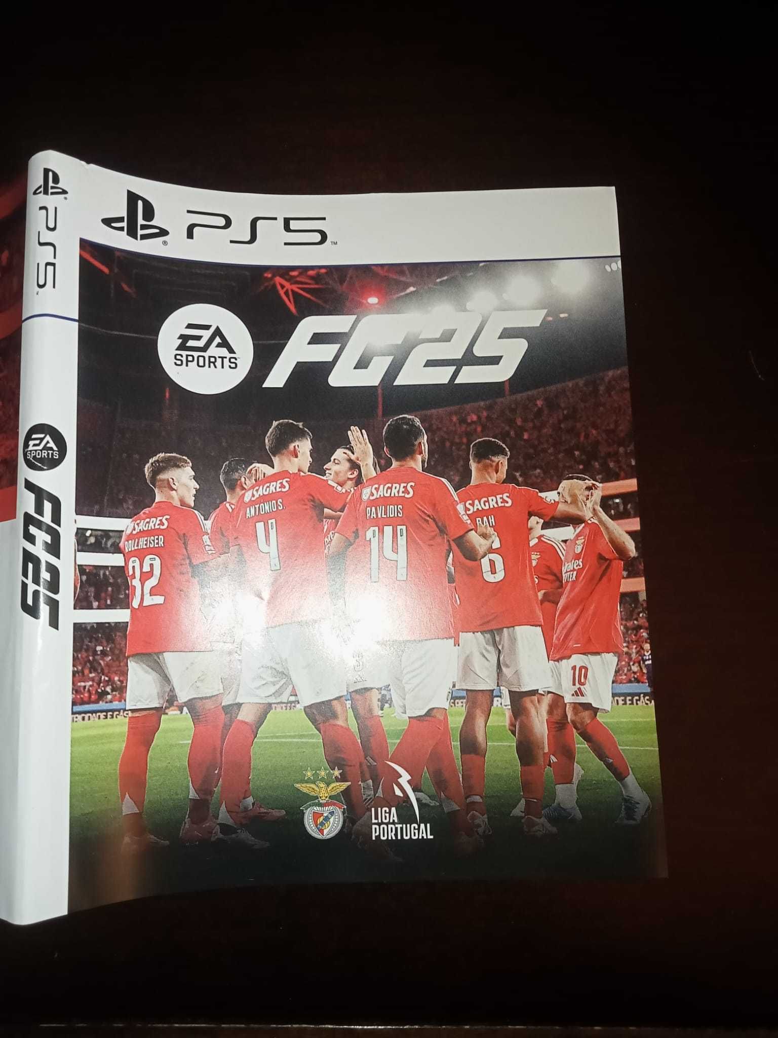 Jogo PS5 Fifa 25 edição limitada do benfica