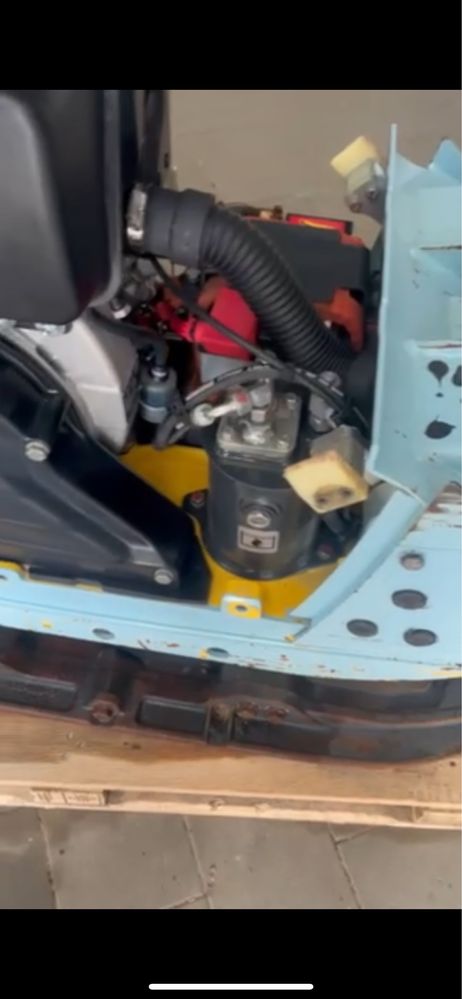 Віброплита Bomak , Weber , Wacker  23 року