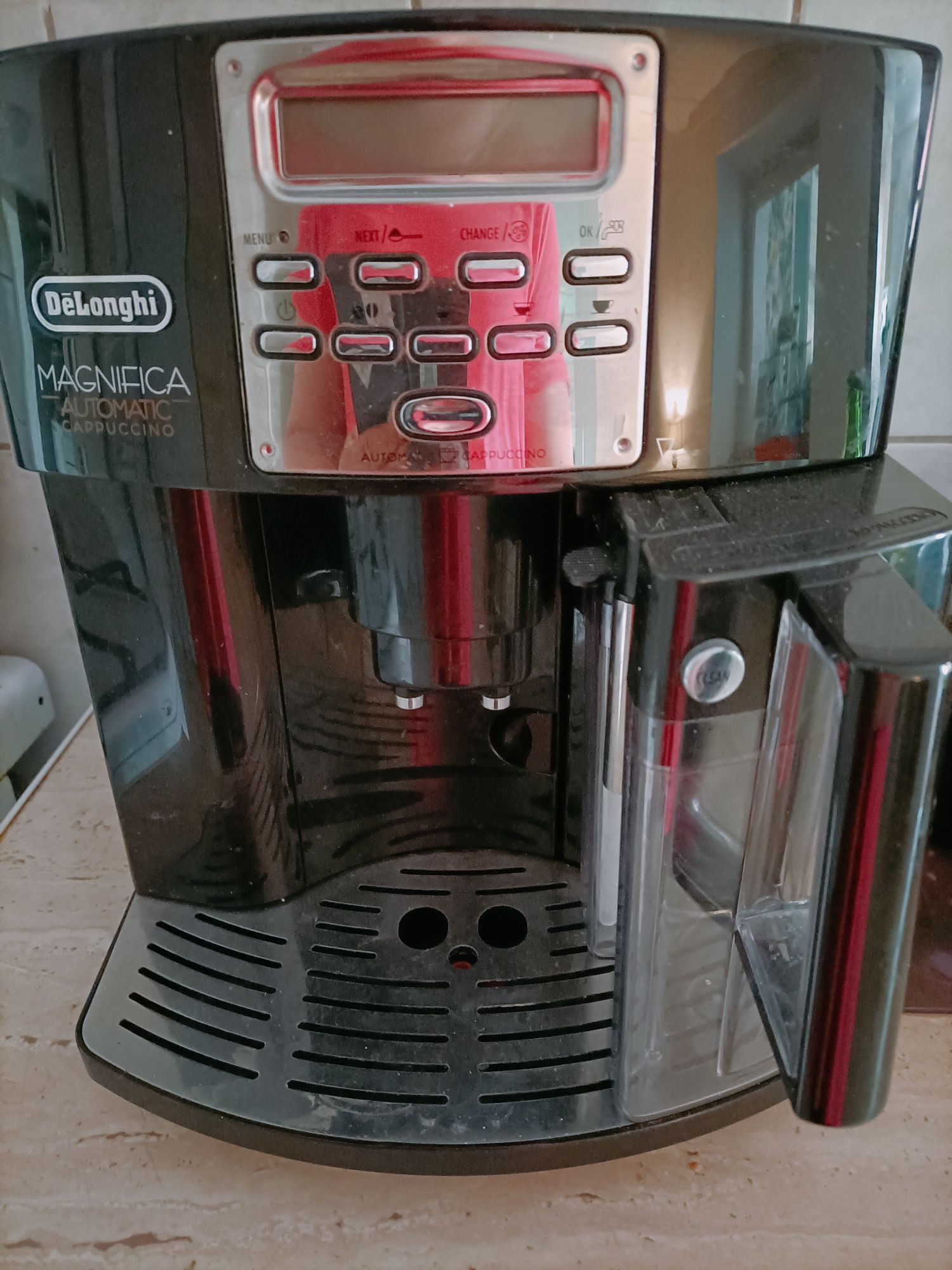 Ekspres DeLonghi